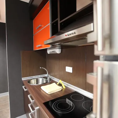 House - Delta * Sófia