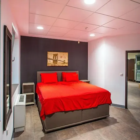 House - Delta * Sofya