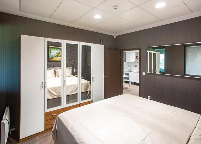 апартмент хаус - делта